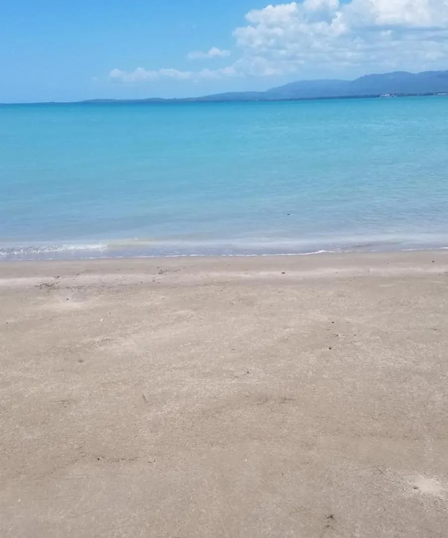 Hotel Indigo Beach Resort Black River